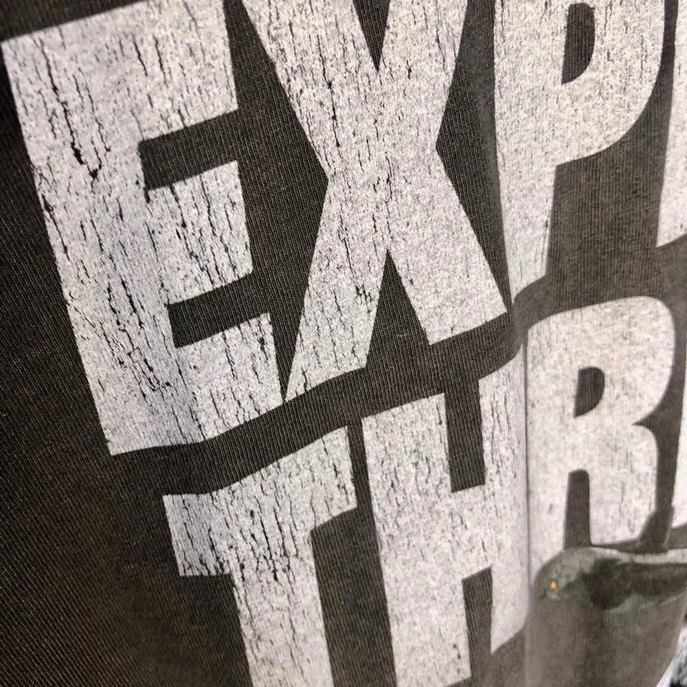 Dmc expect thrills